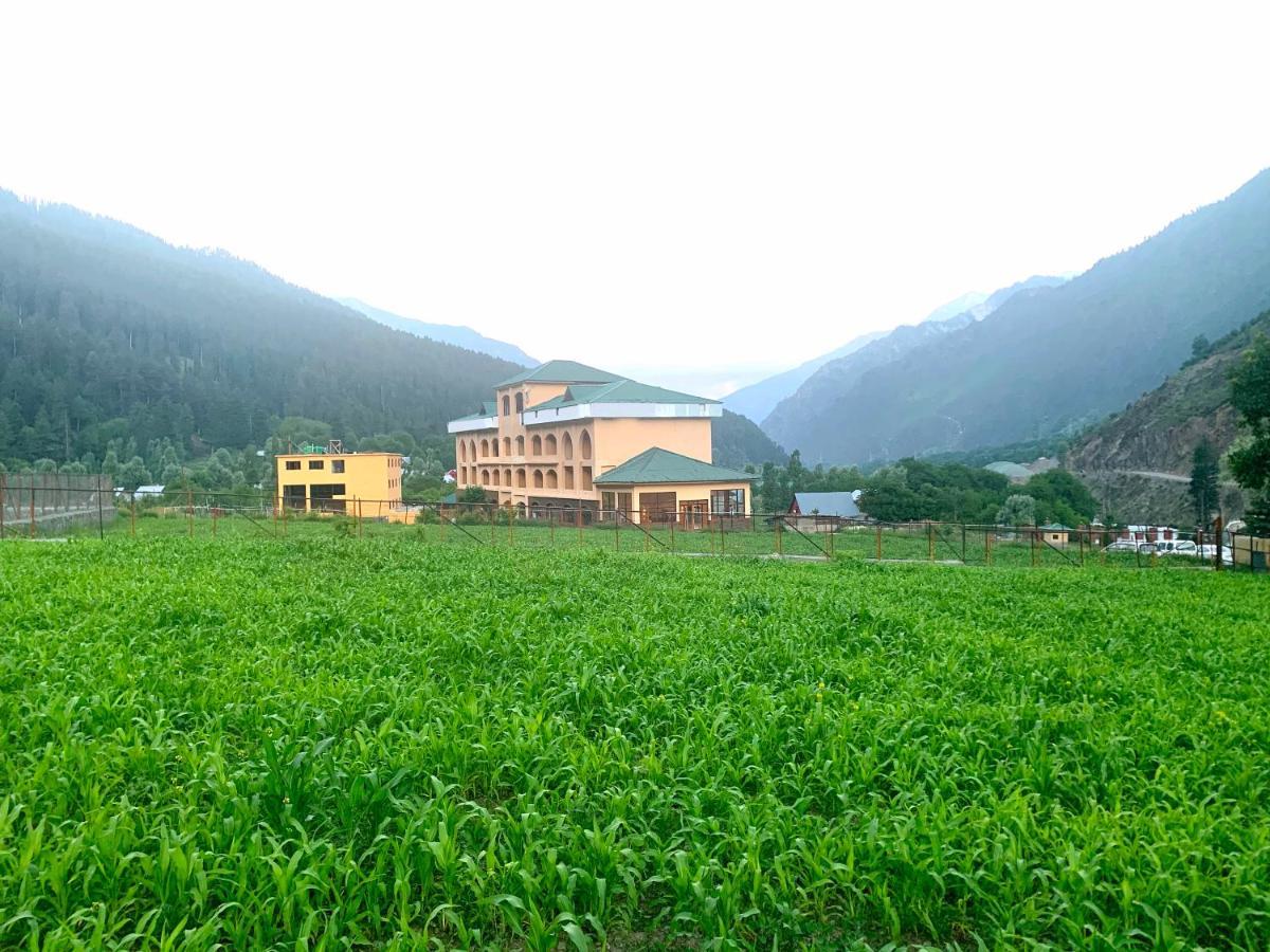 The Sultan Resort Kulan Extérieur photo